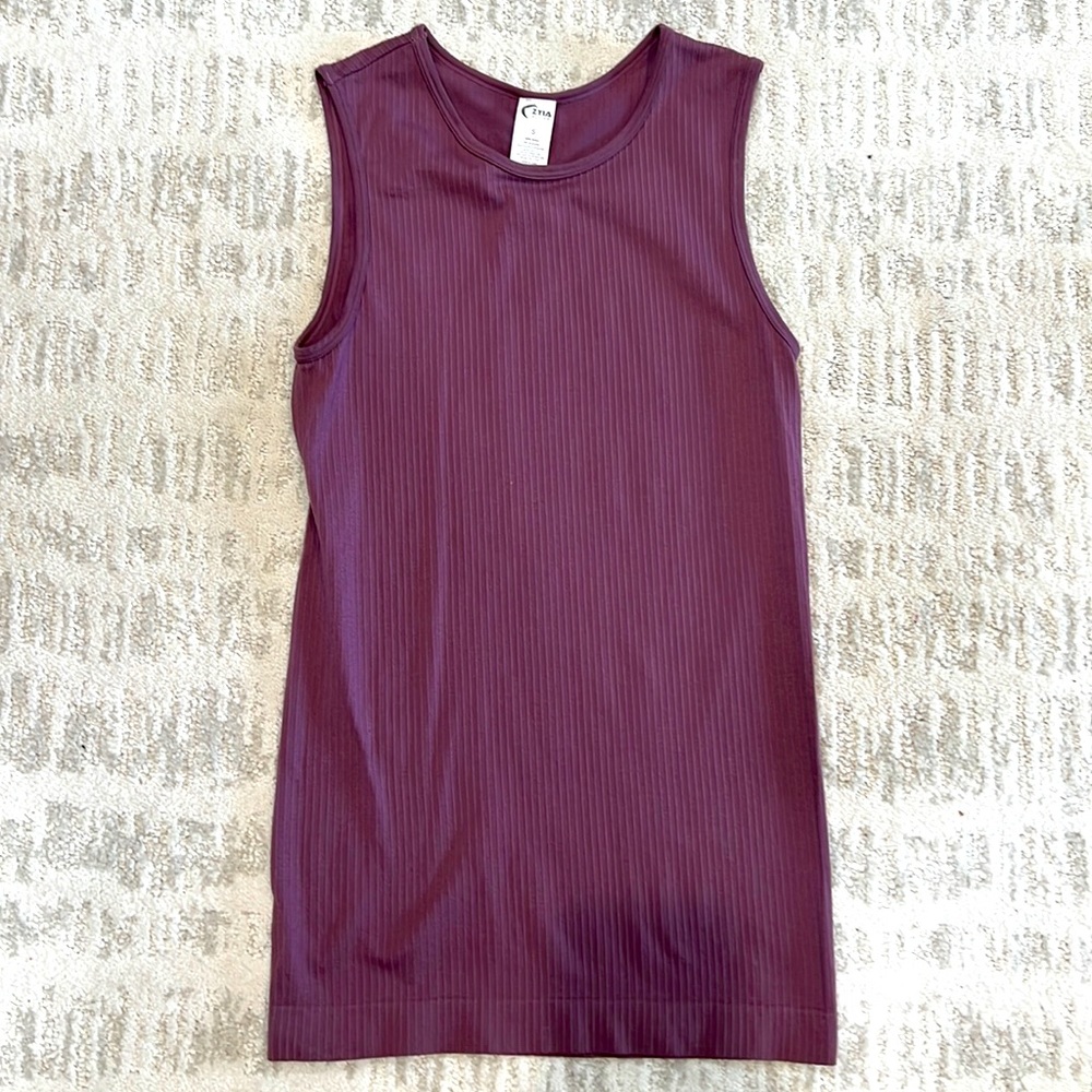 Zyia Parallel Tank Top Size Small